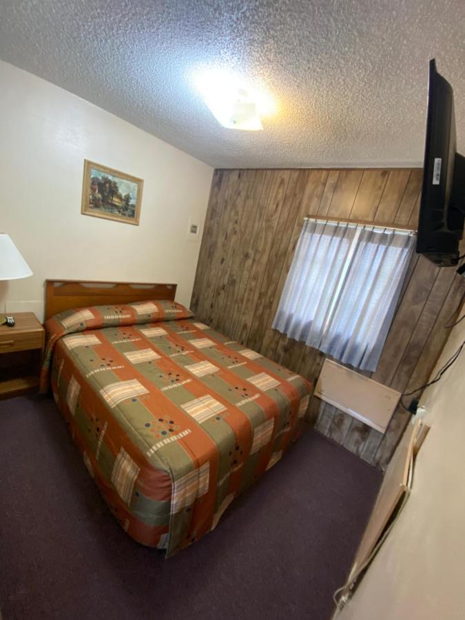 Rainbow Motel 瑟莫波利斯 外观 照片
