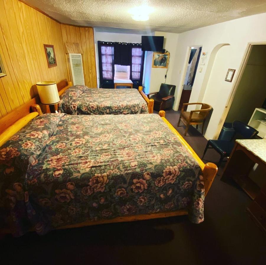 Rainbow Motel 瑟莫波利斯 外观 照片