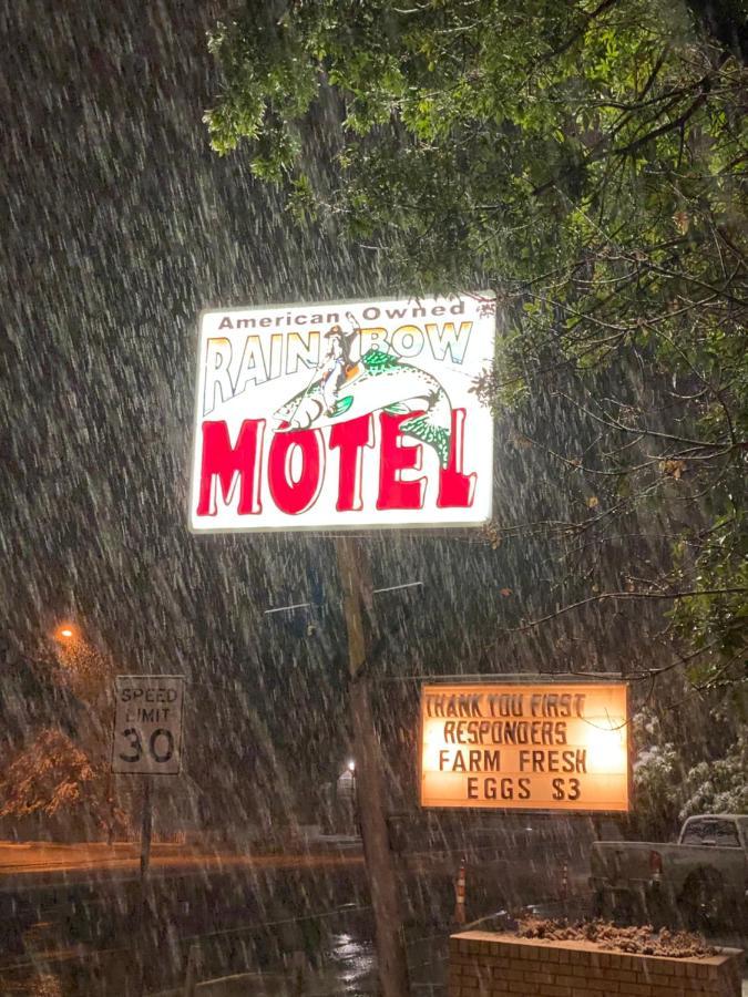 Rainbow Motel 瑟莫波利斯 外观 照片