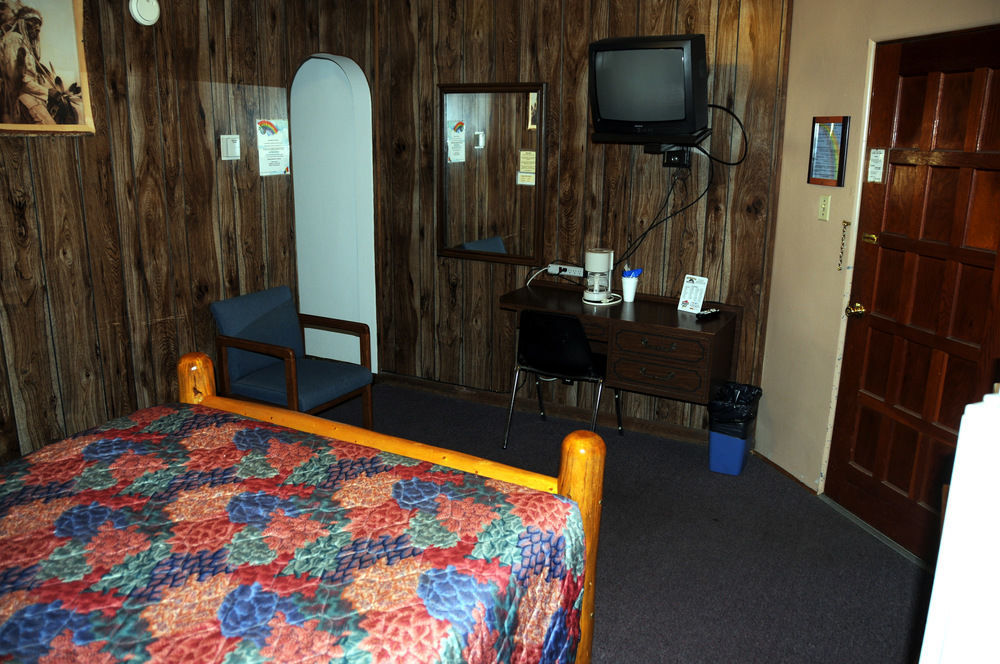 Rainbow Motel 瑟莫波利斯 外观 照片