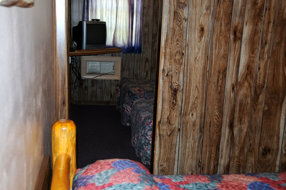 Rainbow Motel 瑟莫波利斯 外观 照片